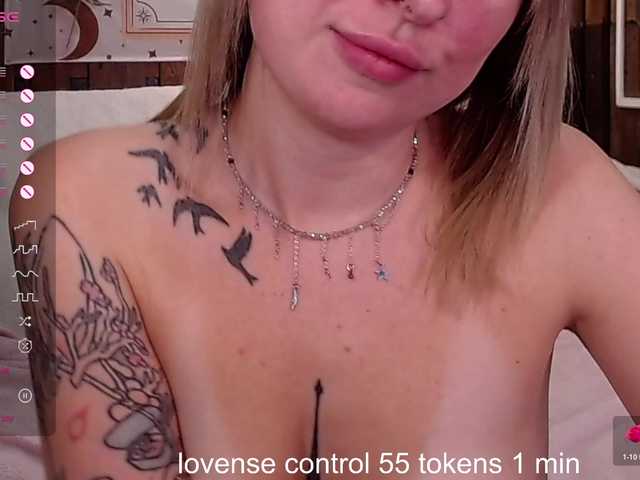 Bobby-MiMi live cam on BongaCams