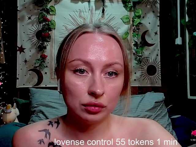 Bobby-MiMi live cam on BongaCams