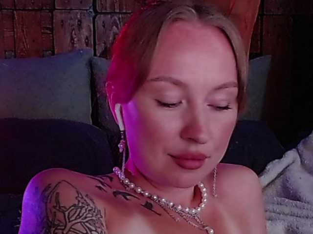 MiMi-Deep live webcam show