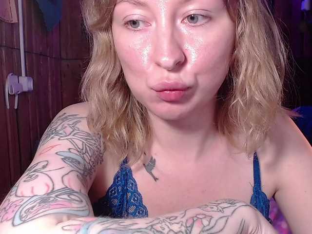 Bobby-MiMi live cam on BongaCams