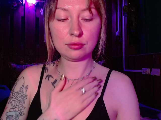 Bobby-MiMi live cam on BongaCams