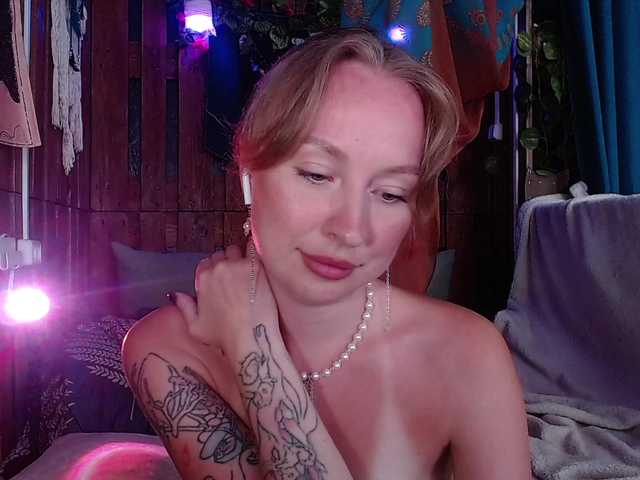MiMi-Deep live webcam show
