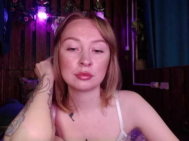 Bobby-MiMi live cam on BongaCams