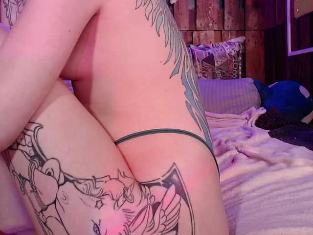 Bobby-MiMi live cam on BongaCams