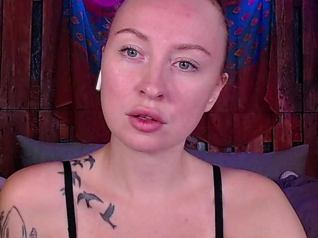 Bobby-MiMi live cam on BongaCams