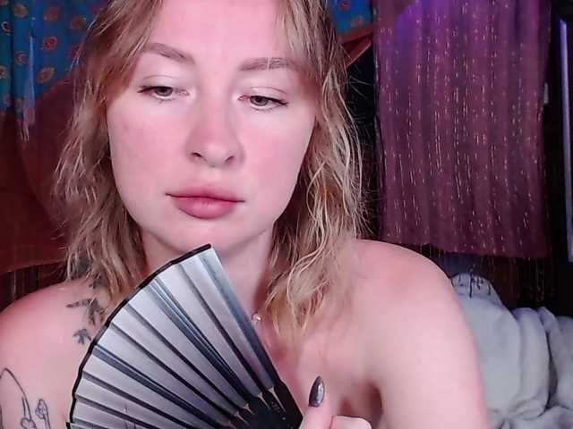 Bobby-MiMi live cam on BongaCams