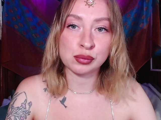 Bobby-MiMi live cam on BongaCams