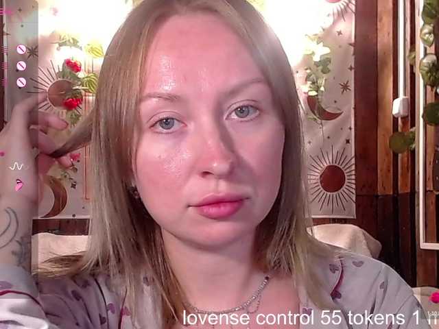 Bobby-MiMi live cam on BongaCams
