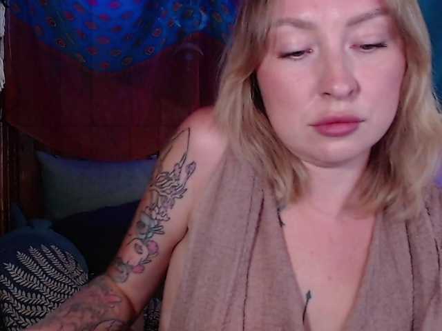 Bobby-MiMi live cam on BongaCams