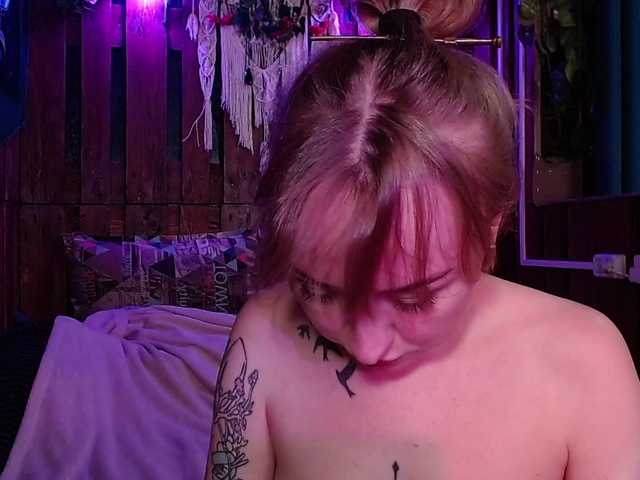Bobby-MiMi live cam on BongaCams