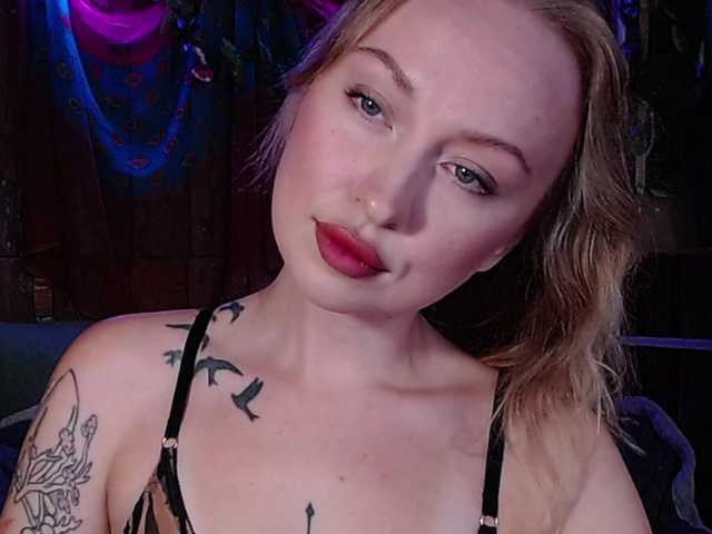 Bobby-MiMi live cam on BongaCams