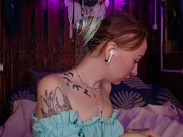 Bobby-MiMi live cam on BongaCams