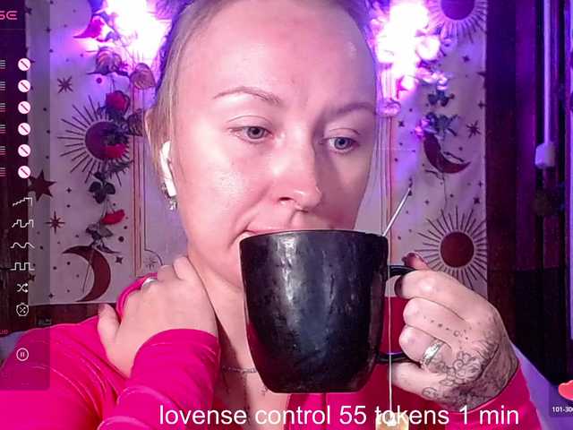 Bobby-MiMi live cam on BongaCams