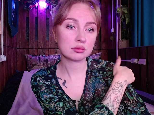 Bobby-MiMi live cam on BongaCams