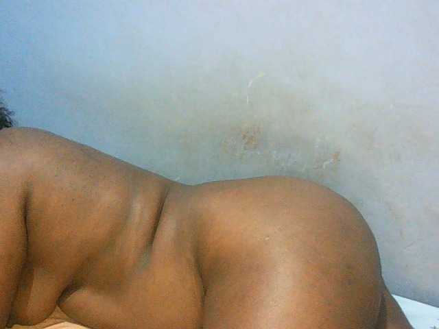 LustyLyn webcam