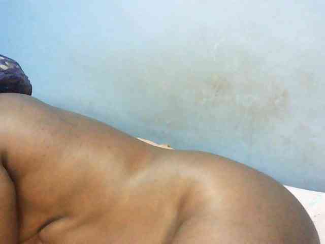 LustyLyn webcam