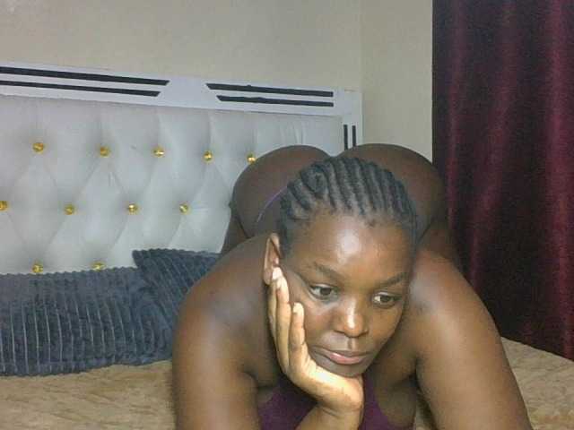 Wildhoneyx live webcam show