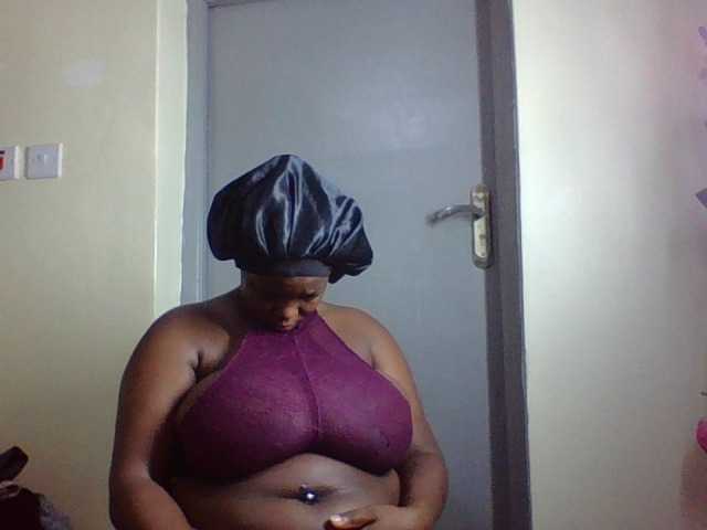 Wildhoneyx live cam on BongaCams