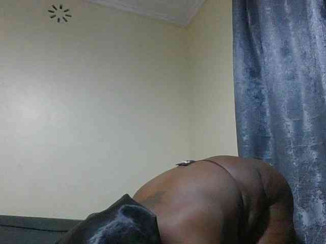 Wildhoneyx webcam