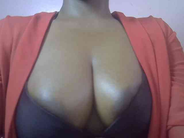 Wildhoneyx webcam
