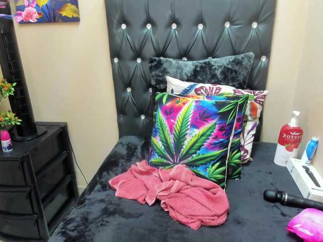 Toxicfantasy4u live cam on BongaCams