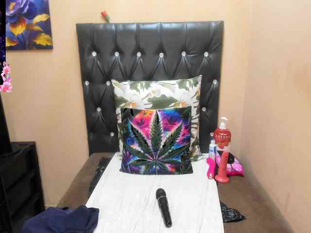 Toxicfantasy4u webcam