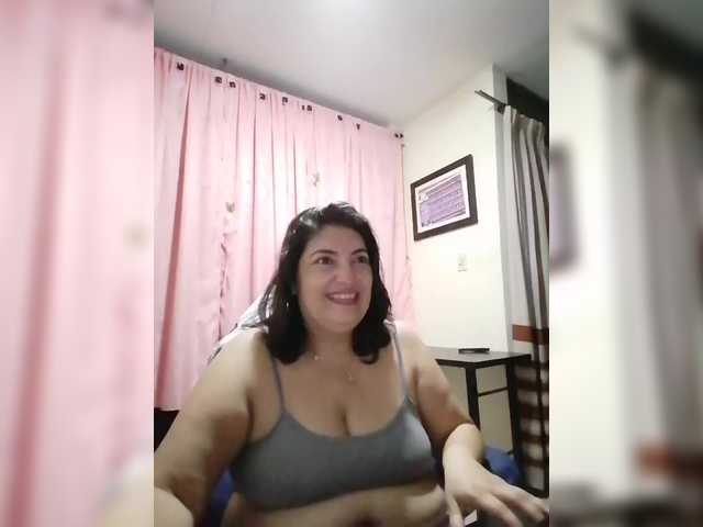 linamaria98's BongaCams show and profile