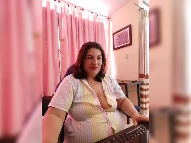 linamaria98's BongaCams show and profile