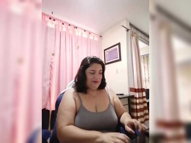 linamaria98's BongaCams show and profile