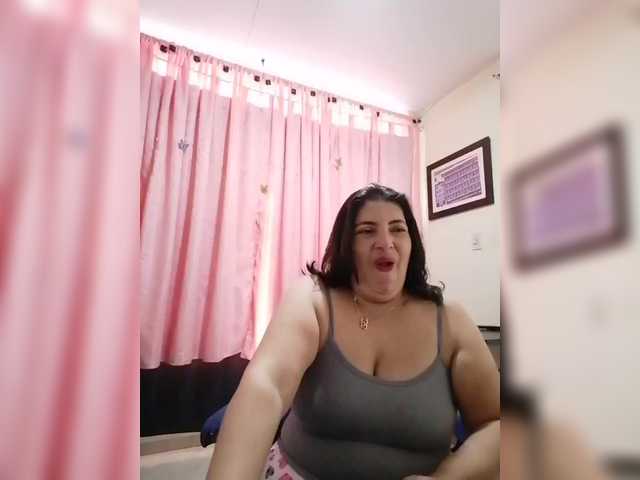 linamaria98's BongaCams show and profile