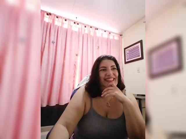 linamaria98 Live Webcam on BongaCams