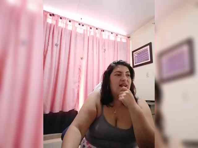 linamaria98 Live Webcam on BongaCams