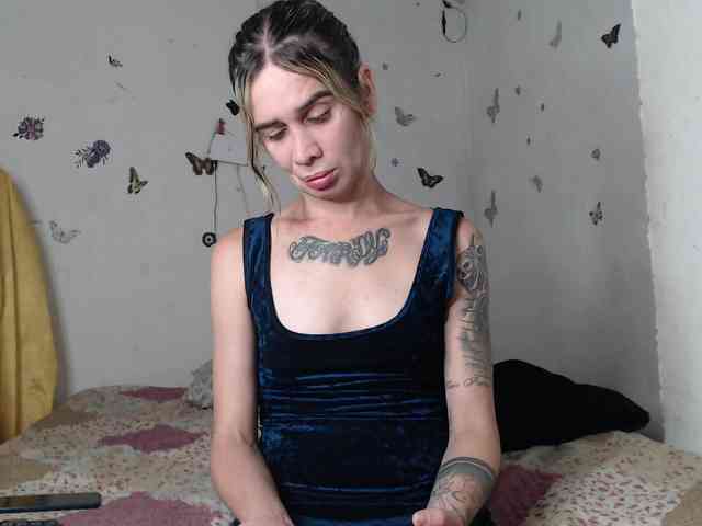 naughtybarbie-19 Live Webcam on BongaCams