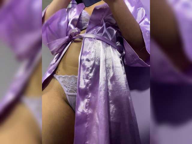 LunaRoussel live cam on BongaCams