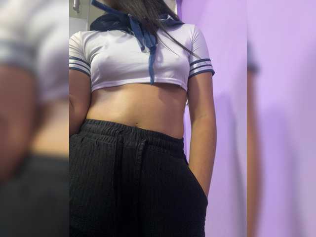 LunaRoussel live cam on BongaCams