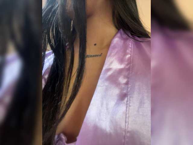 LunaRoussel live cam on BongaCams