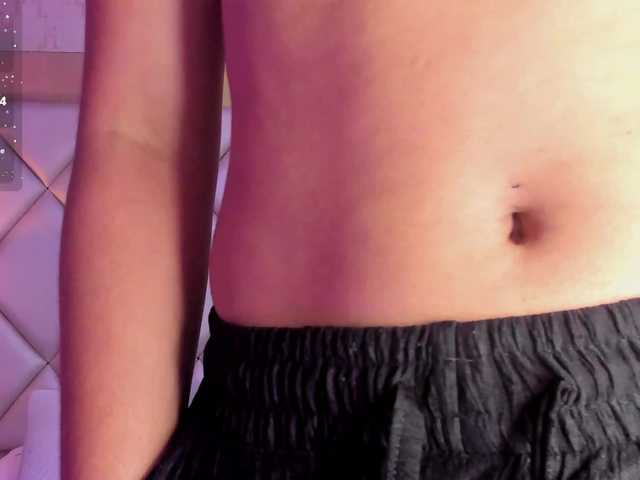LunaRoussel live cam on BongaCams