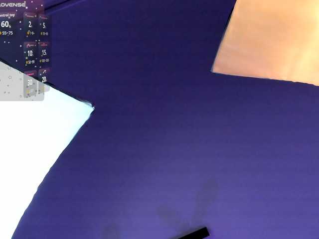 LunaRoussel live cam