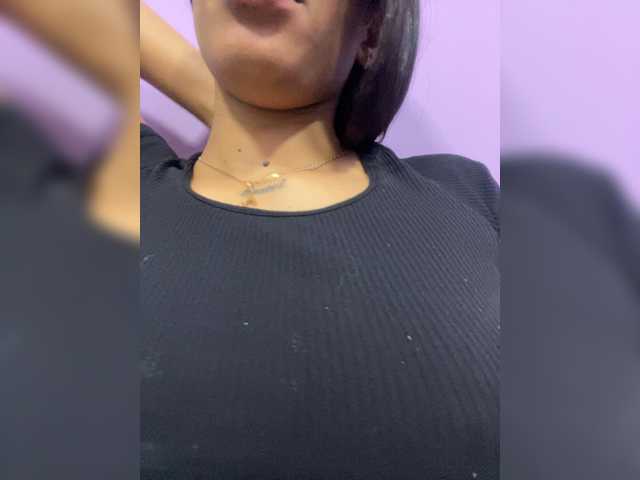 LunaRoussel live cam on BongaCams