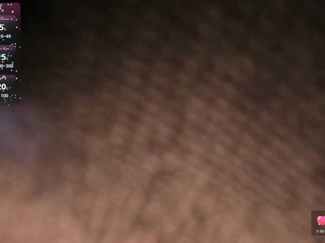 LunaRoussel live cam on BongaCams