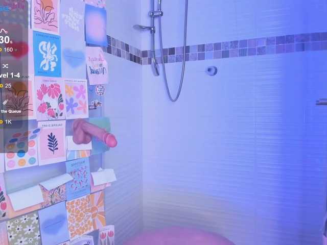 LunaRoussel live cam on BongaCams