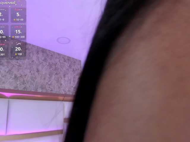 LunaRoussel live cam on BongaCams