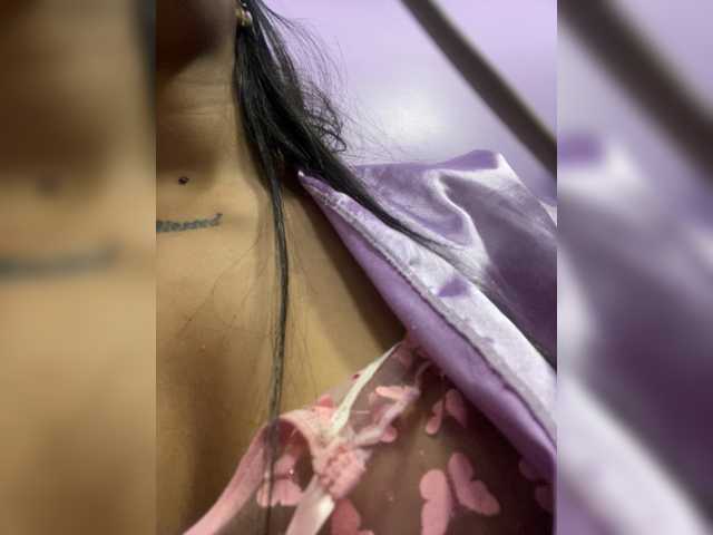 LunaRoussel live cam on BongaCams