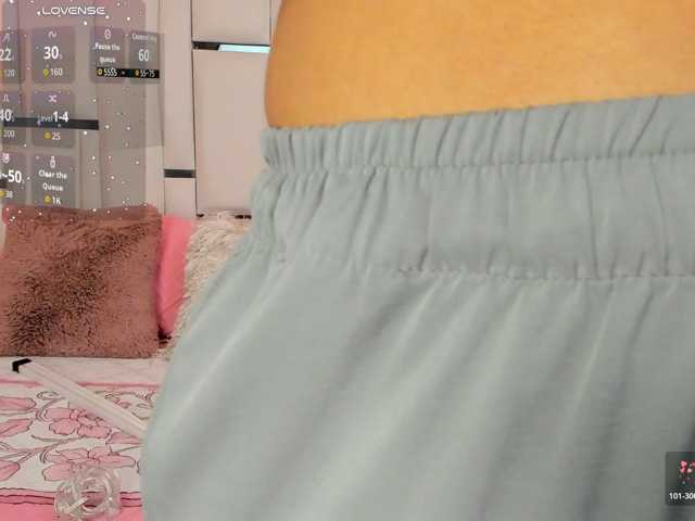 LunaRoussel live cam on BongaCams