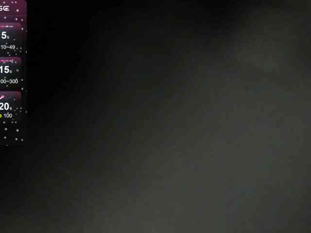LunaRoussel webcam