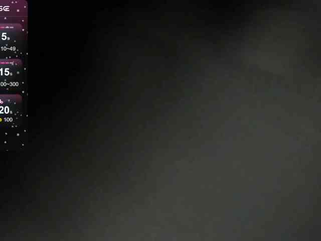 LunaRoussel webcam