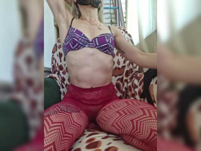 LunaNylon live webcam show