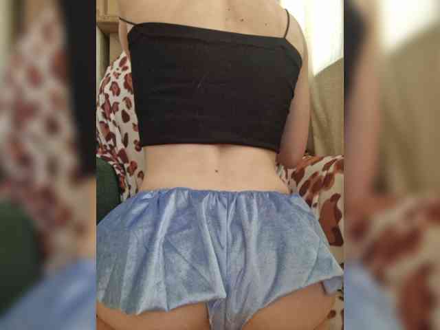 LunaNylon webcam