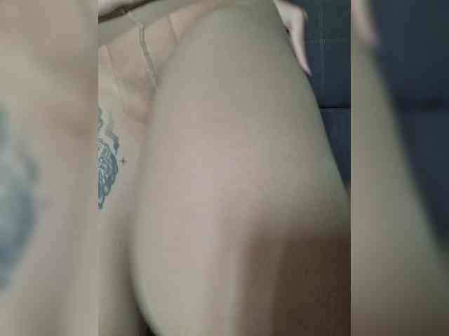 LunaNylon webcam