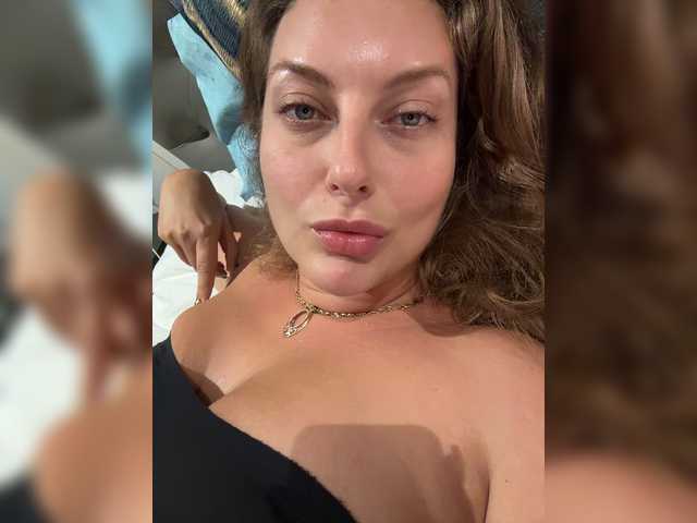 -Hypnotic-Gaze- live cam on BongaCams